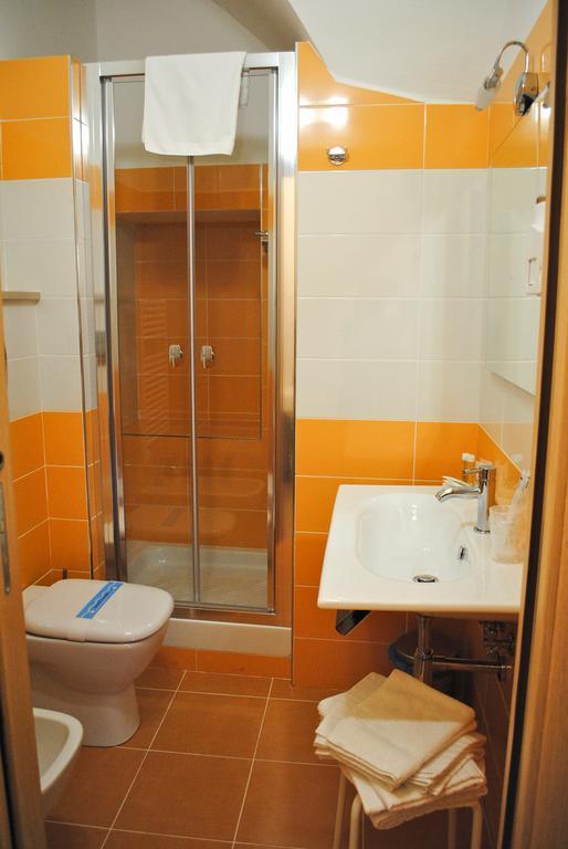 Dimora Saracena Guest House Termoli Bilik gambar